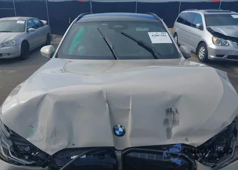 2025 BMW X3 30 xDrive из США, поврежденный, VIN 5UX53GP03S9029226